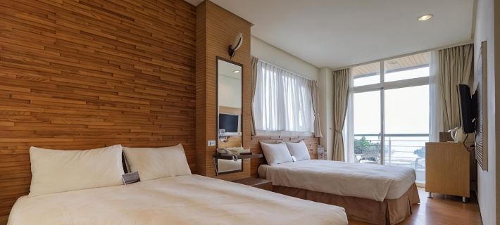 Love Sea 126 House Inn Hostel Hotels in Pingtung