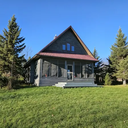Brickyard Lakeside Retreat