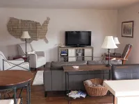 Walking distance to downtown Fish Creek, DC Auditorium and Peninsula State Park. - Wifi