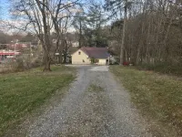 Cozy Cottage Just a Few Minutes from New River Gorge National Park & Preserve - 무료 와이파이