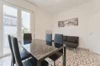 Elisa Flat - 15 Min from Venice & Wi-Fi - Condos