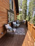 The Fabulous Black Hawk Log CabinFamily and Pet - friendly