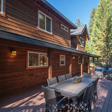 Upscale Mountain Chalet in Blue Lake Springs, Free Wifi/Cable, Gas Fireplace