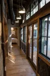 Log Cabin Once Owned by Johnny Cash, Short Drive to Nashville Sleeps 6