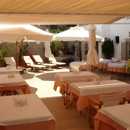 Angelica Traditional Boutique Hotel