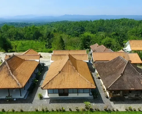 Azana Green Resort Pracimantoro Hotele w: Wonogiri