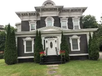 1 bedroom/1 bath