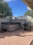 Cntrl Tucson Home, Salt Water Pool, Hot Tub, Bike Path, 3mi to UofA TPT 20128463 - สระว่ายน้ำส่วนตัว