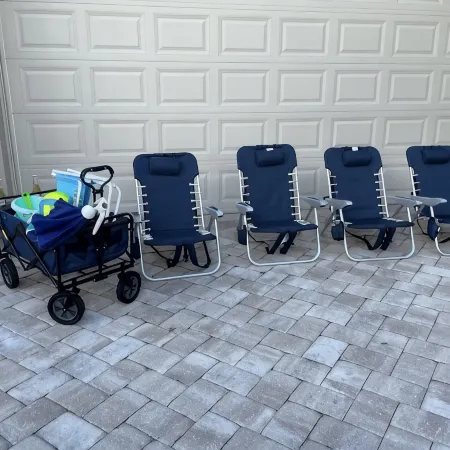 Beach! 2 Masters w Kings, Pets, Queen ensuite, hot tub, private heated Pool