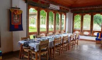 Damchen Resort - 3-Star