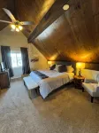 Family sized cozy house with amazing views! 10 min from Durango - 4-Star