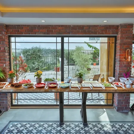 Lale Hotel