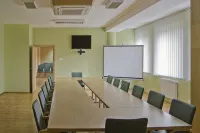 Hotel Łabędy - 2 estrellas