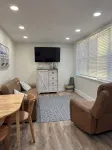 Newly Renovated 1 Br Madeira Beach Cottage - 3-نجوم