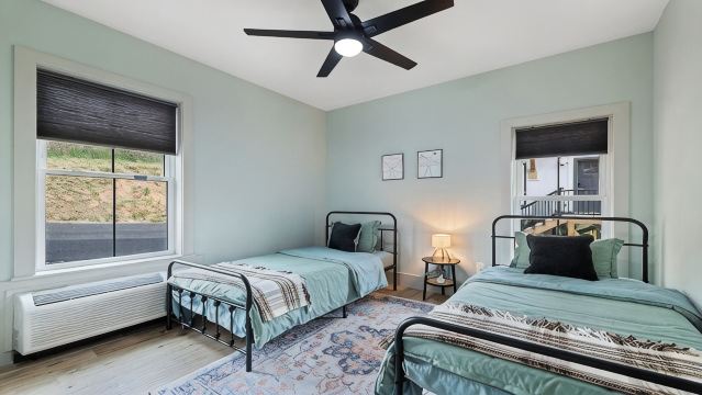 Charming 2-Bedroom Apartment with AC, WiFi in Lovely Maggie Valley-Mist