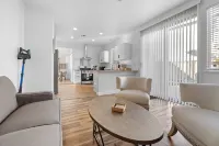 4BR Getaway in Tracy, 2 Min to Hwy, 20% Off Monthly - 4-Star