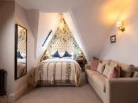 Red Lion - Bed and Breakfasts