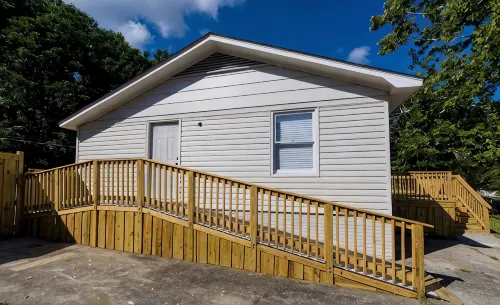 USC Cottage - Sleeps 8+ Wheel Chair Accessible - 4-Star