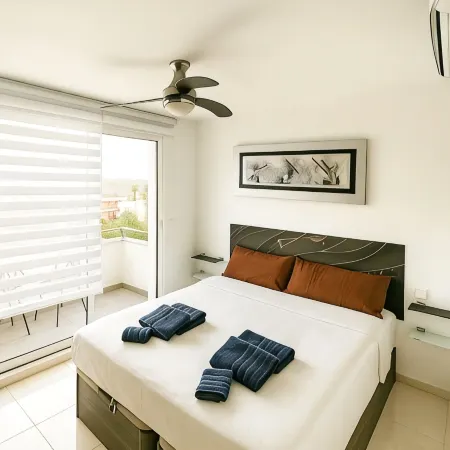 VILLA BENIDORM /SEA VIEWS, Last minute offer -50%