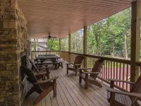 Pine Crest Lodge, 8Br 5BA Home with Beach Access, Fire Pit, & Private Hot Tub - 4-Star