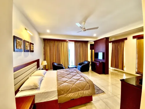 Kamat's Hilltop Leisure - 2-Star