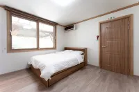 Yeoncheon Dograng Dog Pension - Country Houses