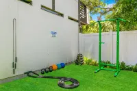 Sleeps 18 - Heated Pool-Pickleball-Hot Tub-Gym-Sauna - Gym