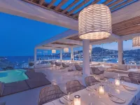 Kove Hotel & Spa Mykonos - MGallery Collection Hotel berhampiran Pantai Korfos
