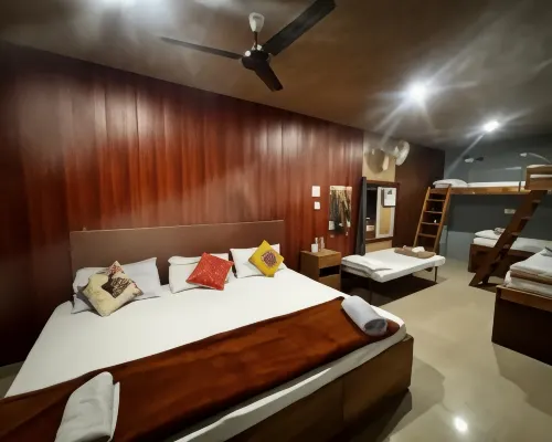 HosteLaVie - Varanasi โรงแรมใกล้เชตสิงห์ฆาต