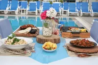 Mavi Restaurant & Apartments 3