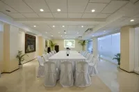 M Citi Suites - pet friendly