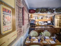 White Hart Inn Hotels in Wells