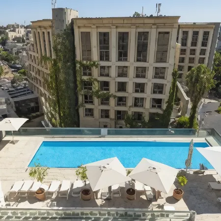 Grand Court Hotel