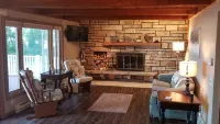 Holiday Lodge on Green Bay - Wifi