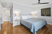 Renovated, Lakefront, Pinehurst #5, Ground Level, 2BR, 2BA, Pool, WiFi, Cable - balcony