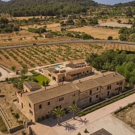 Hotel Rural Es Riquers