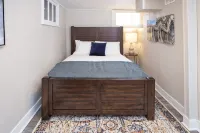 Cozy Carriage House, Walk to Unc, Free Bikes - Pet friendly
