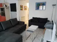 Apt T3 with garage, street of the port, Cancale, 50 m sea and harbor of Houle - 2-Star
