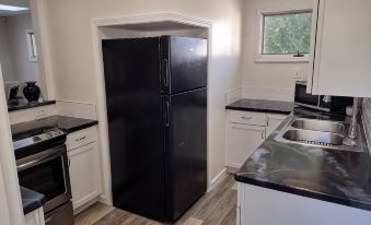 Charming suite in Marion IN,  right next to Indiana Wesleyan University