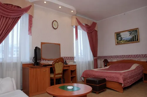 Sibir Hotel - موقف سيارات