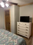 Enid Lake Waterfront Cabin- Point Pleasant - Hytter