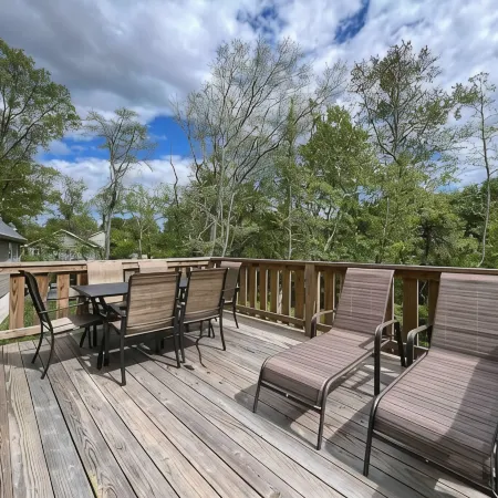 Beach House CapeMay LINENS INCLUDED 1 block&a short 5min walk to Beach Sleeps 19