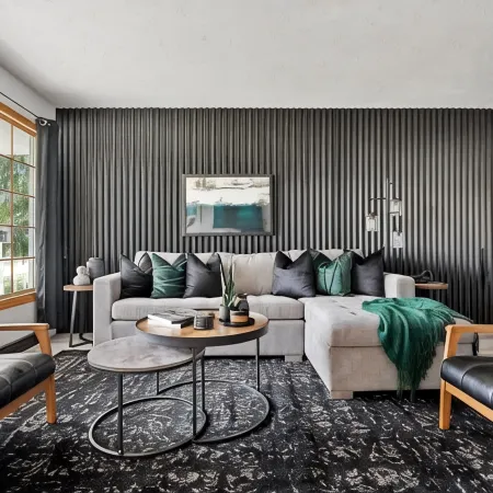 Stylish Drumheller Retreat: Steps from the Red Deer River!