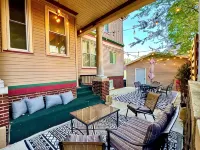 Modern Meets Vintage! 5 Bedrooms. Game Room, Patio, Fun! - 4-stjärniga