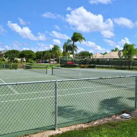 Just renovated! Best condo in Jupiter, Walk to the beach!