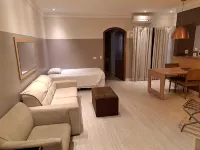 Cosmopolitan Praia Flat