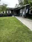 Newly remodeled apartment in a serene setting! - Boutique