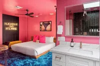 Sexy Boutique Estate in Fun Size - Swank Chill Vibe - Mill Ave - Spring Training - สระว่ายน้ำส่วนตัว