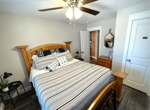 LadyFace Cottage: close to Magnolia & Baylor! - บังกะโล