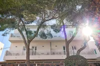 INNER Hostal Es Moli - Pensions